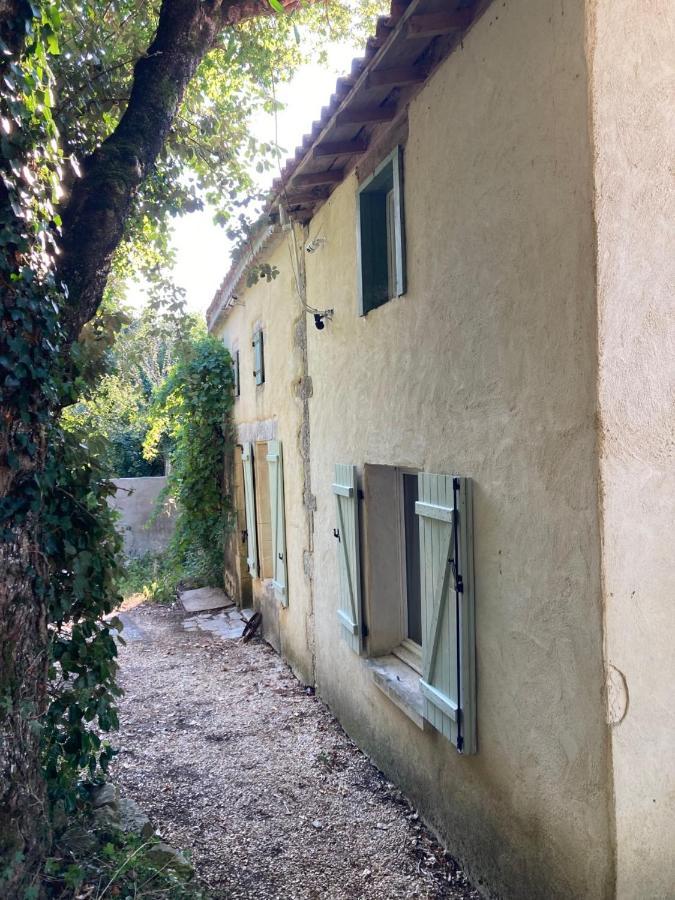 Rustic Cottage With Stunning Swimming Pool Saint-Front  Kültér fotó