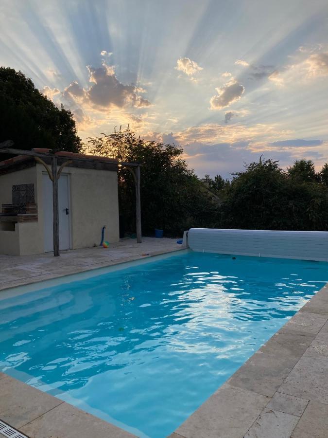 Rustic Cottage With Stunning Swimming Pool Saint-Front  Kültér fotó